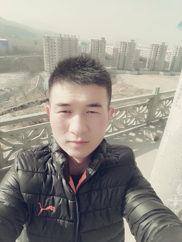 兵心依旧的第一张照片--青海上门女婿服务网